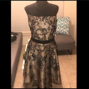 Black and Gold cocktail party dress.